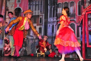 Read more about the article FIGARO, celebrul barbier din Sevilla si MIRANDOLINA in luna mai la OPERA COMICA PENTRU COPII