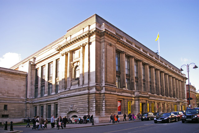 You are currently viewing Londra, căutat pentru galerii de artă și muzee